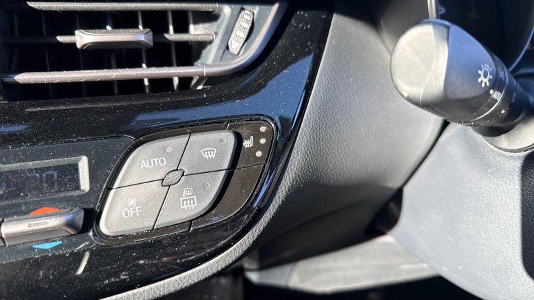 Toyota C-HR 1.8 Hybrid Design 5dr CVT Hybrid Hatchback